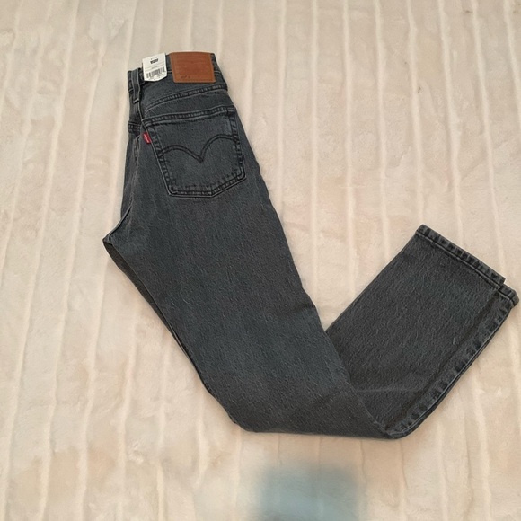 NWT Levi’s 501 Jeans - Picture 1 of 3